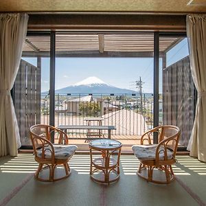 Japanese-Style Room
